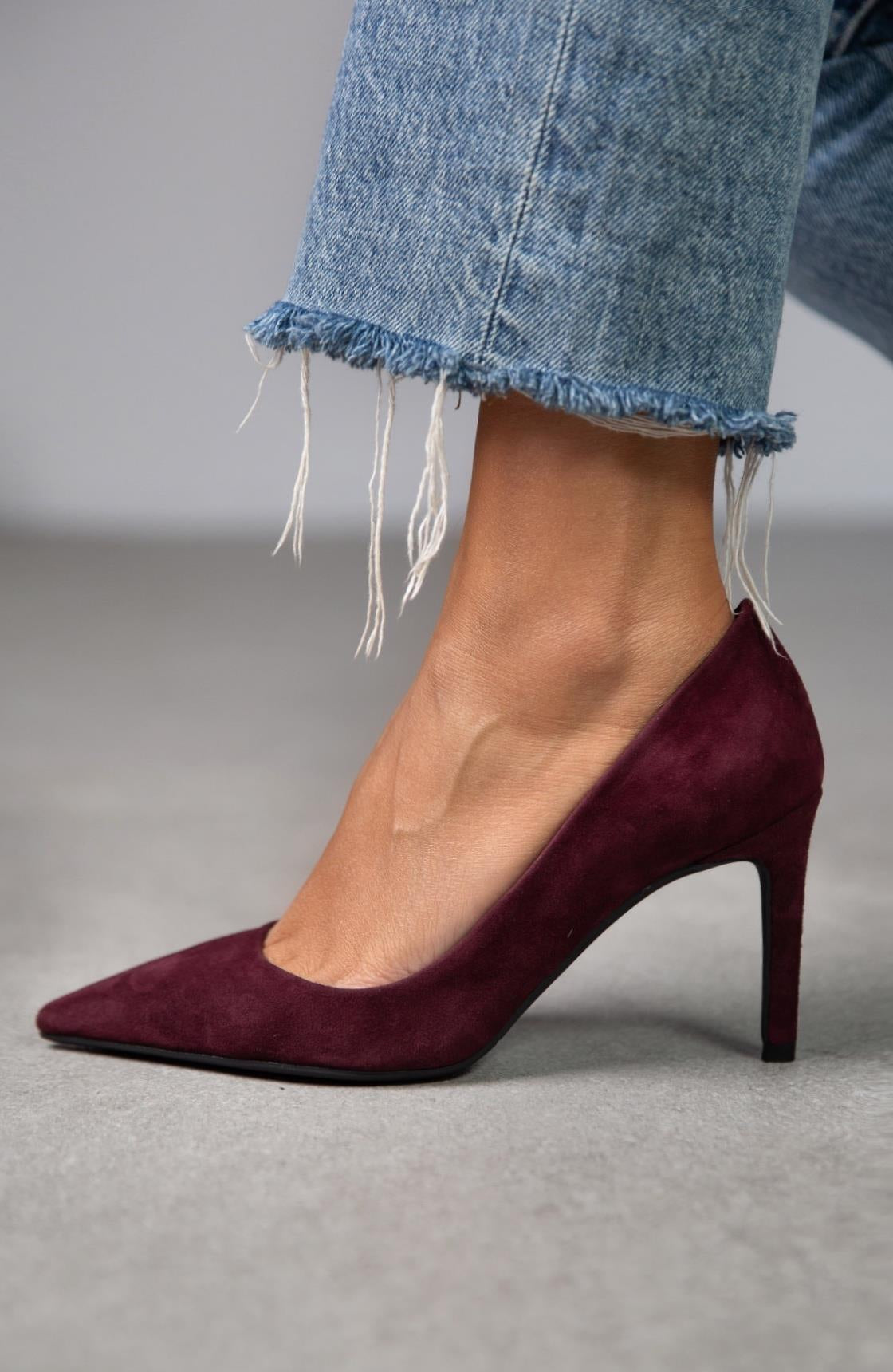 Lara - Kožne Ženske Štikle