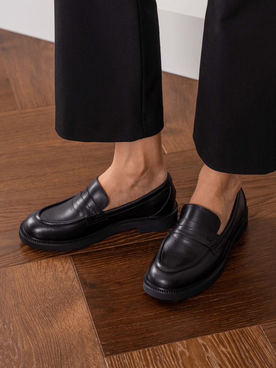 Akela - Kožne Ženske Cipele