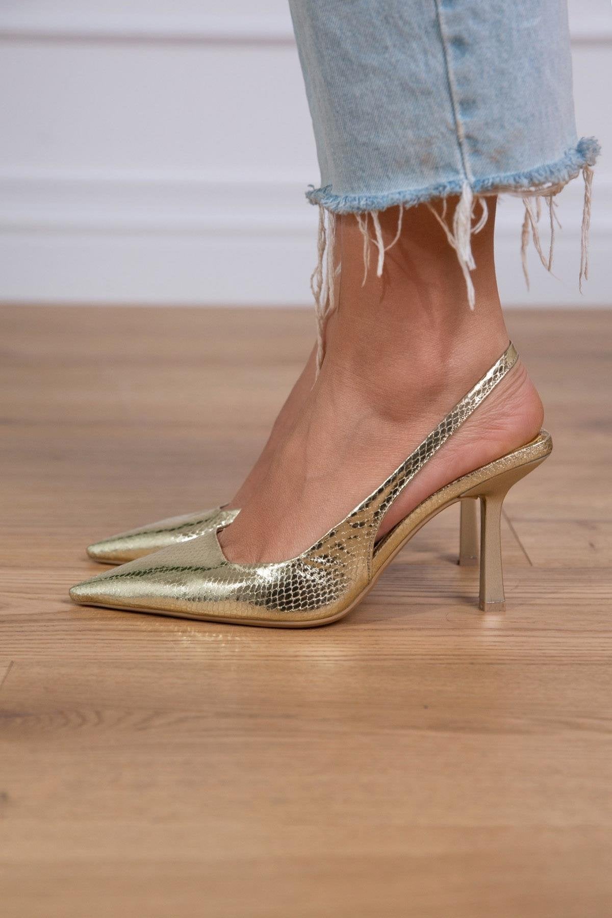 April - Ženska Sandala