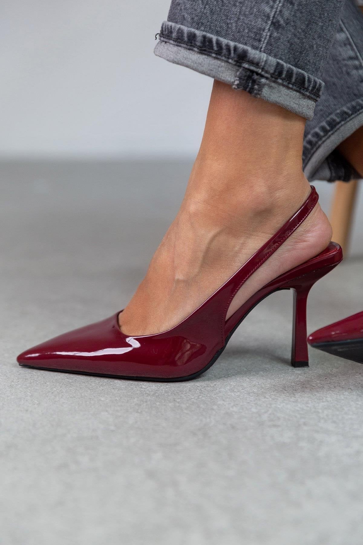 April - Ženska Sandala