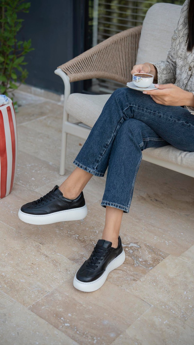 Baena- Kožne Ženske Patike