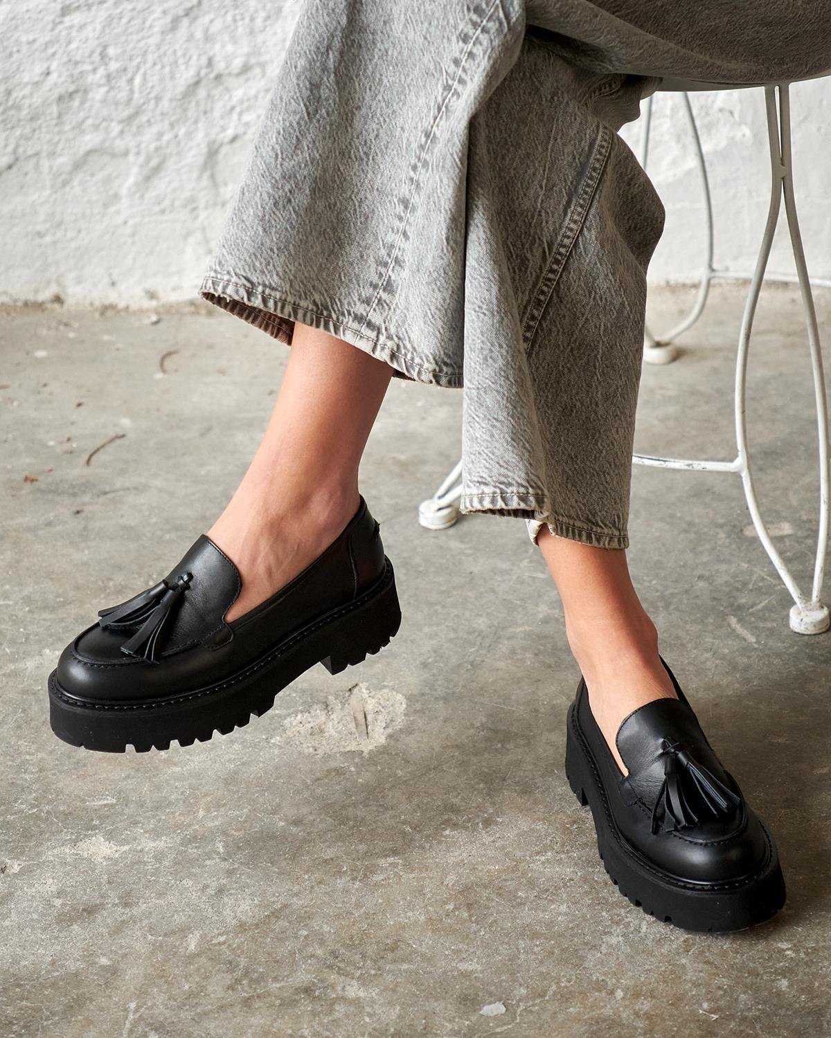 Barnes - Kožne Ženske Cipele