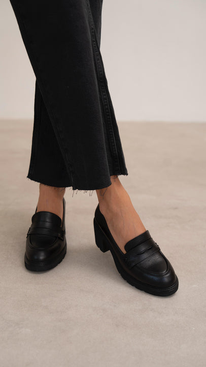 Caly - Kožne Ženske Cipele