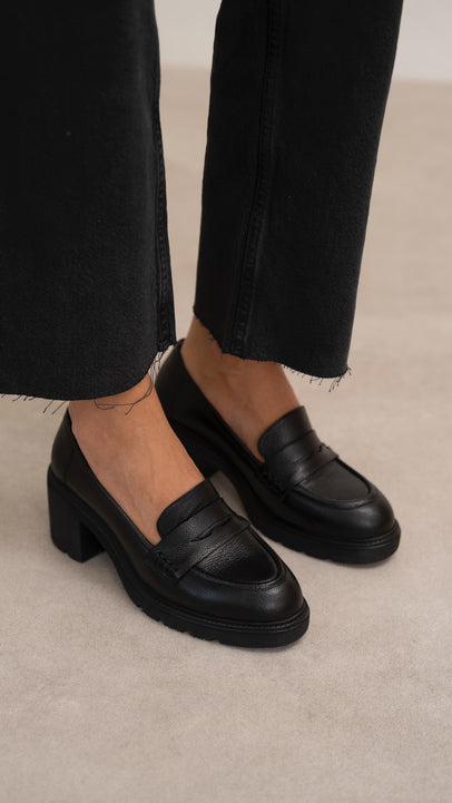 Caly - Kožne Ženske Cipele