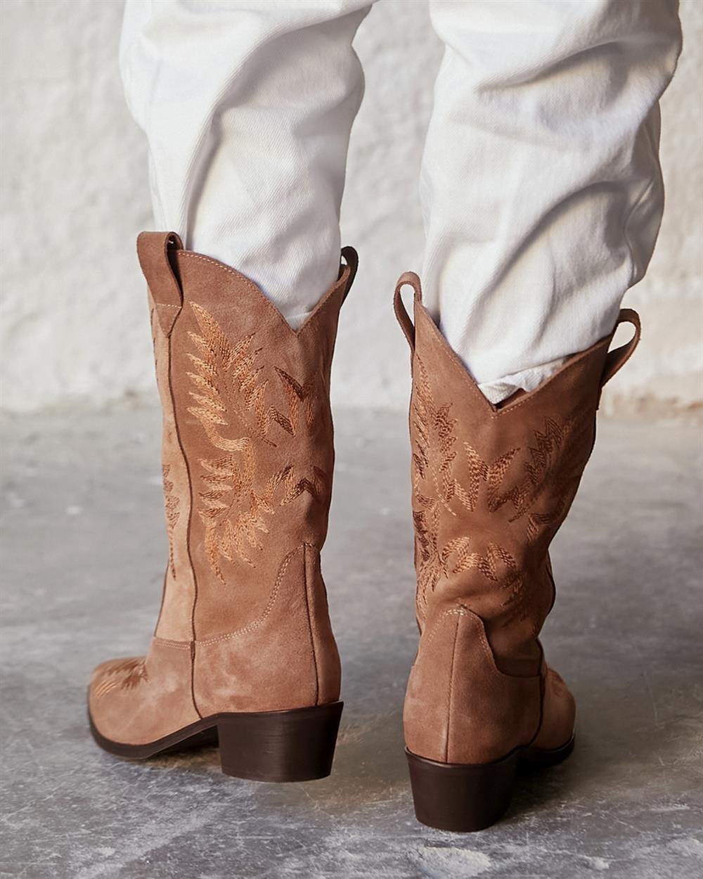 Commut - Kožne Ženske Čizme