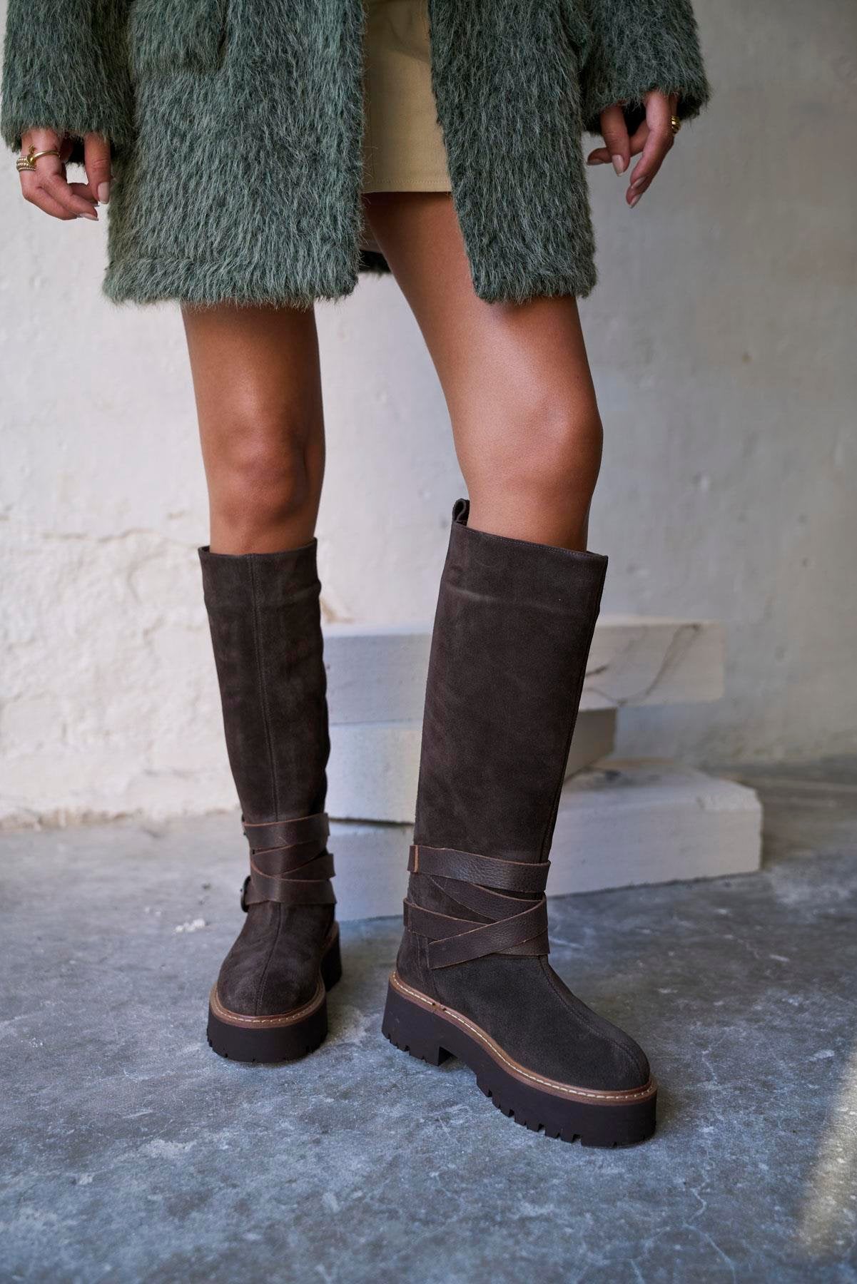 Disnea - Kožne Ženske Čizme