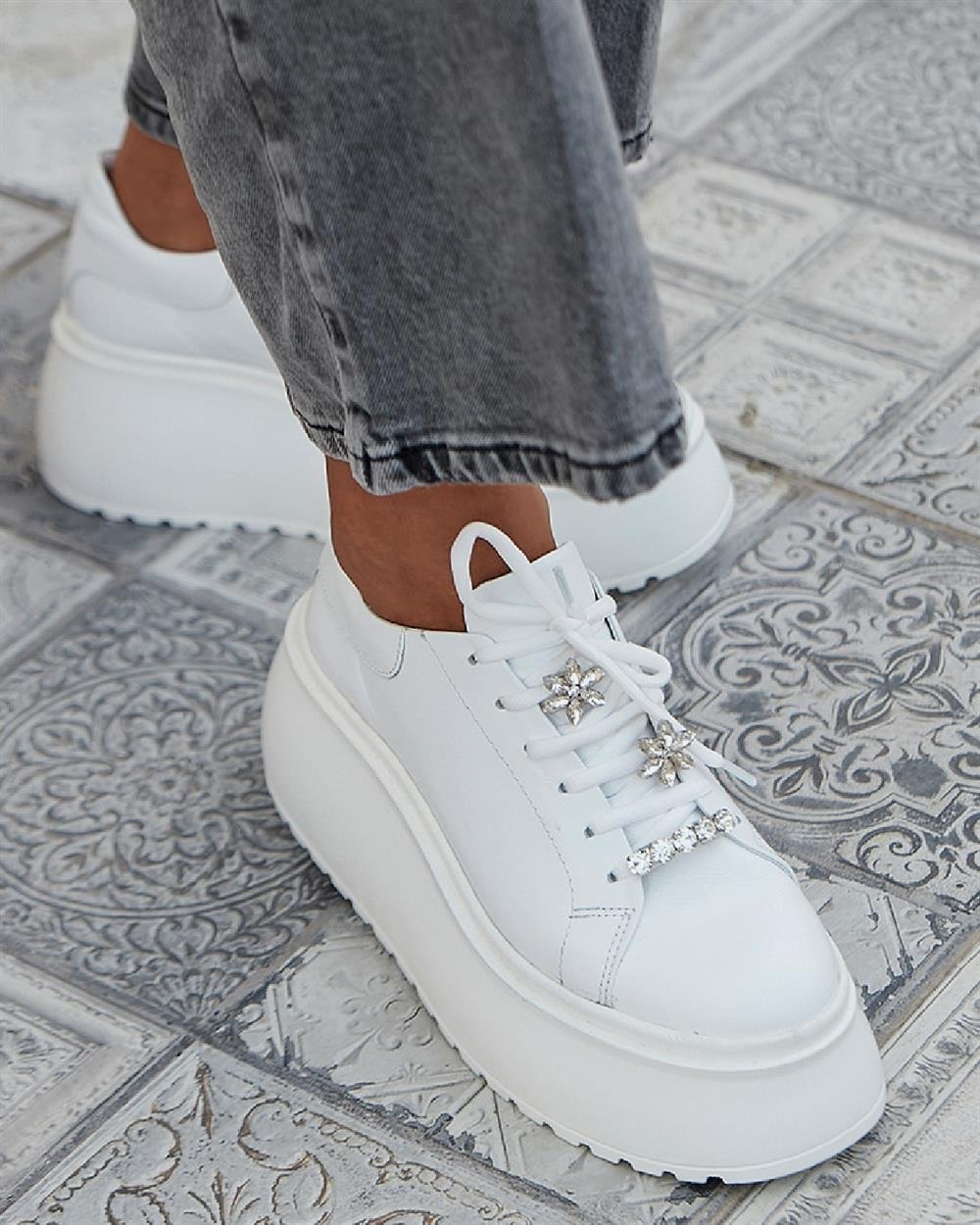 Dubai - Kožne Ženske Patike