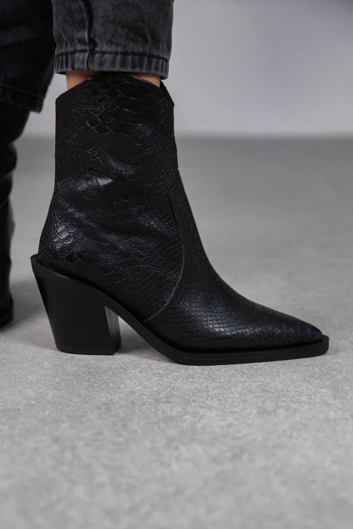 Escape - Kožne Ženske Čizme