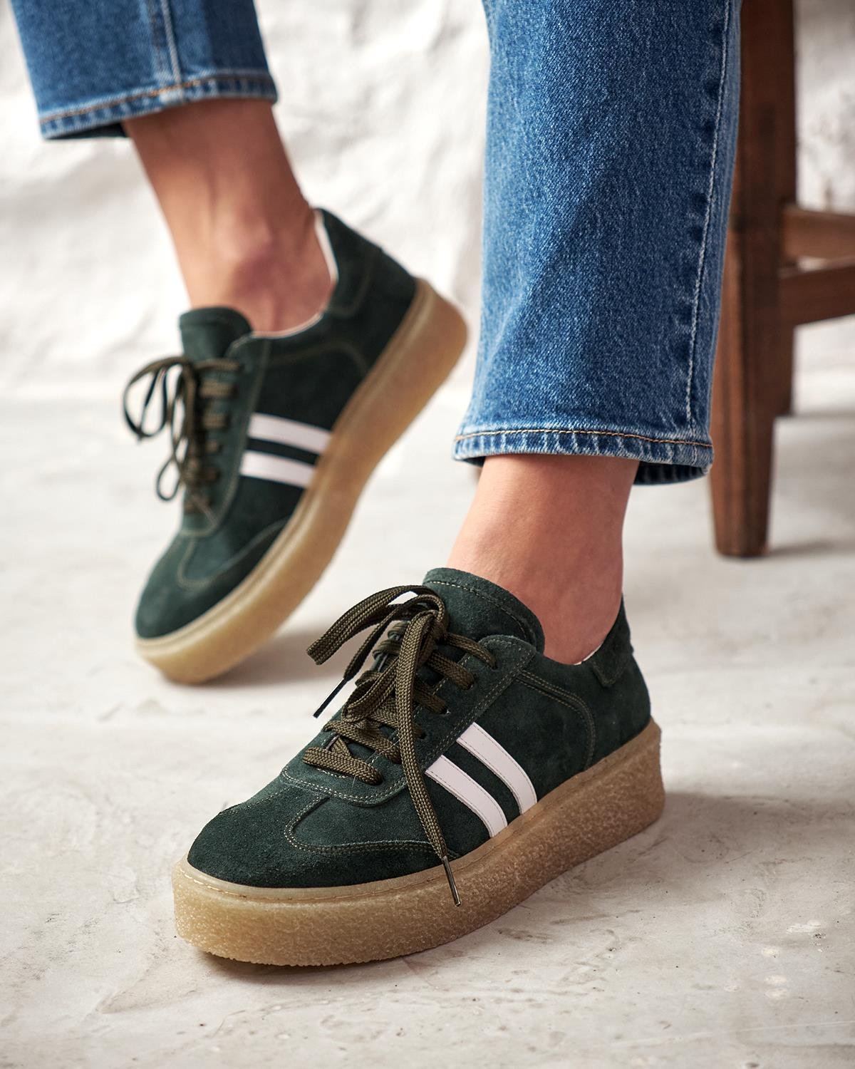 Estonnia - Kožne Ženske Patike