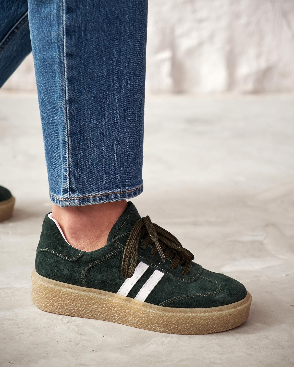 Estonnia - Kožne Ženske Patike