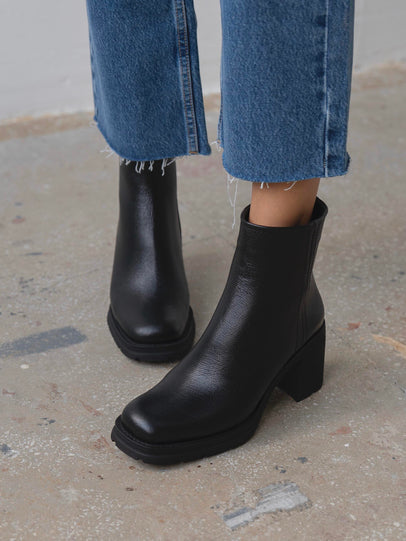 Etno - Kožne Ženske Čizme