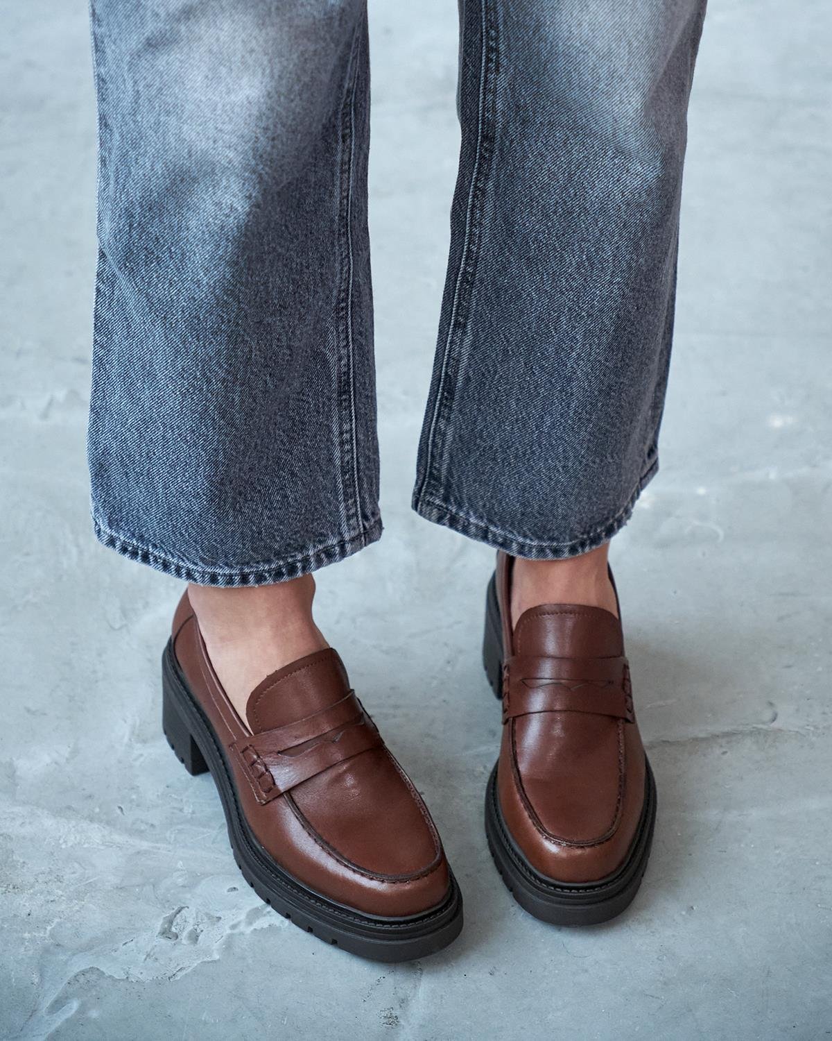 Fewer - Kožne Ženske Cipele