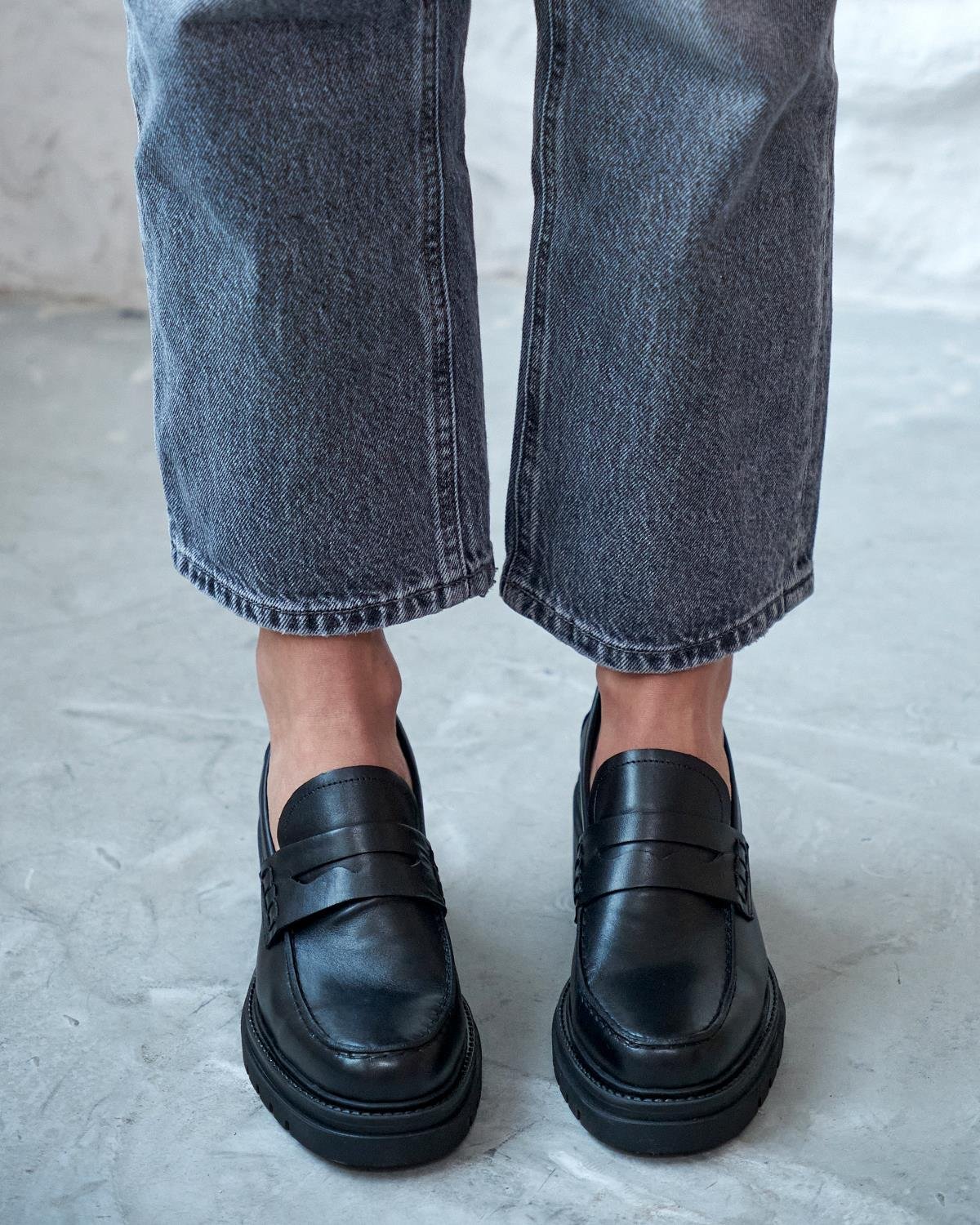 Fewer - Kožne Ženske Cipele