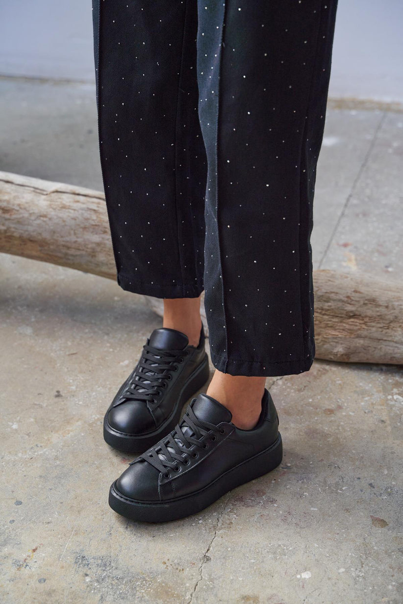 Hole - Kožne Ženske Patike