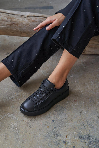 Hole - Kožne Ženske Patike