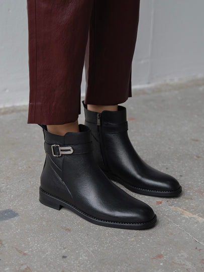 Huve - Kožne Ženske Čizme