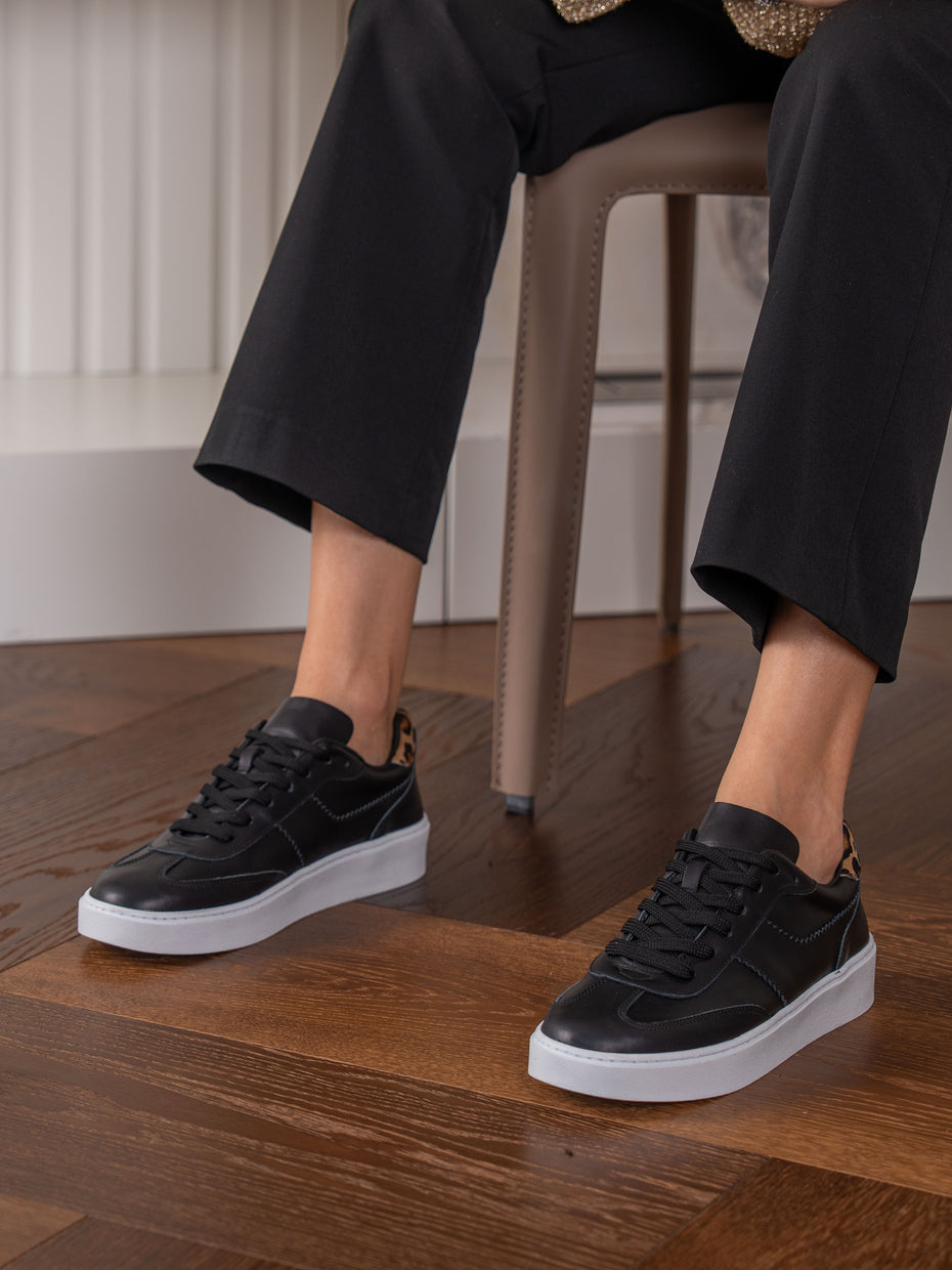 Kelsey - Kožne Ženske Patike