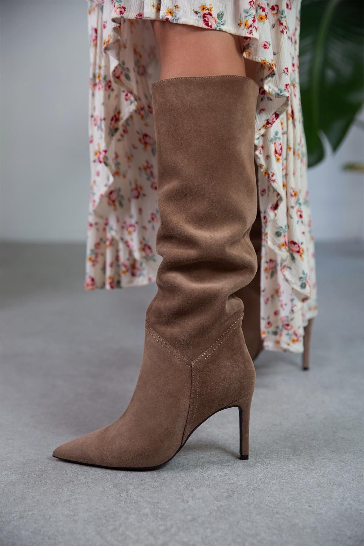 Kiss - Kožne Ženske Čizme