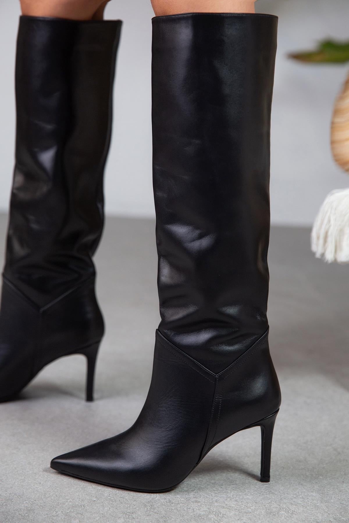 Kiss - Kožne Ženske Čizme