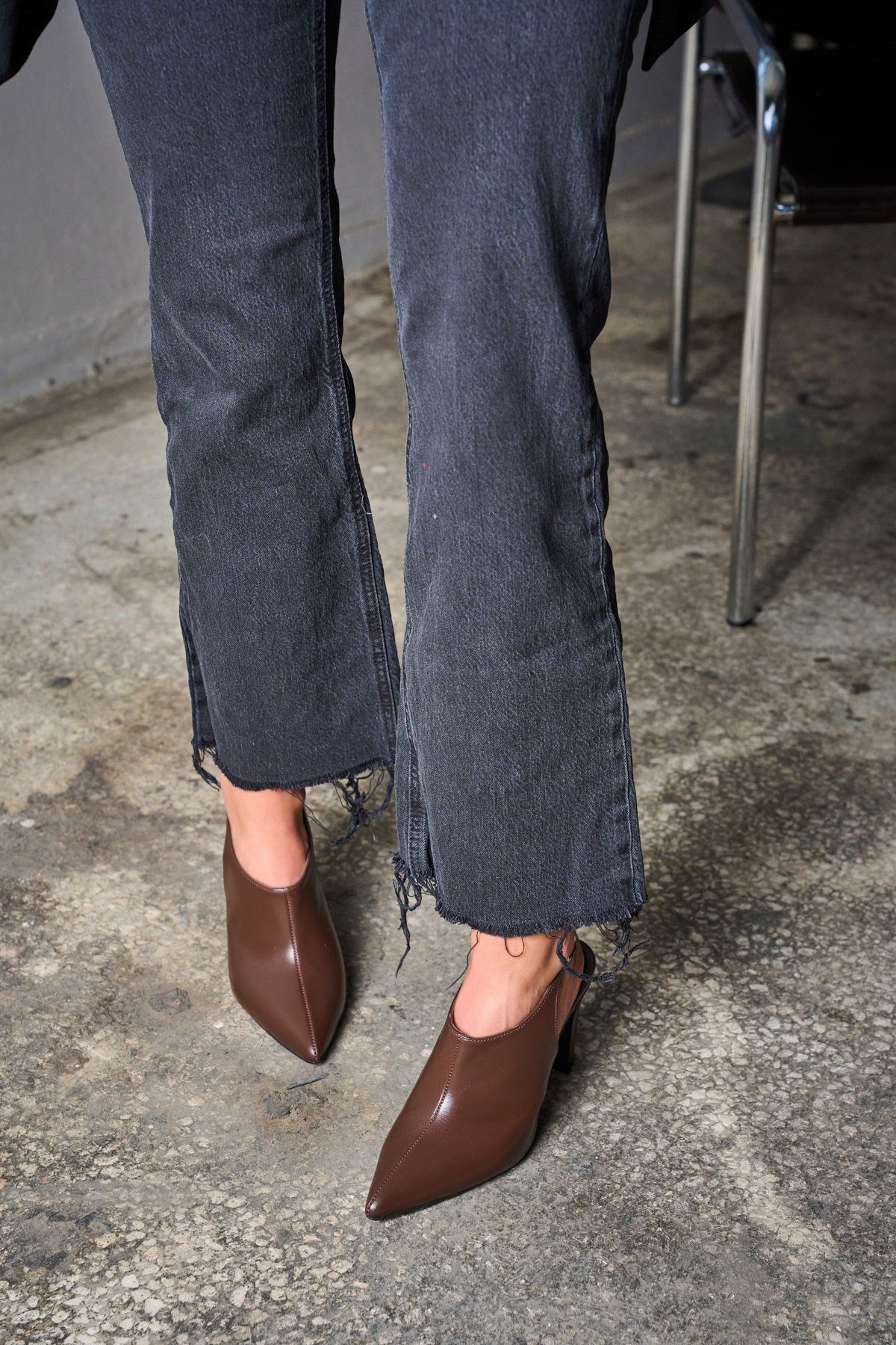 Kosta - Kožne Ženske Štikle