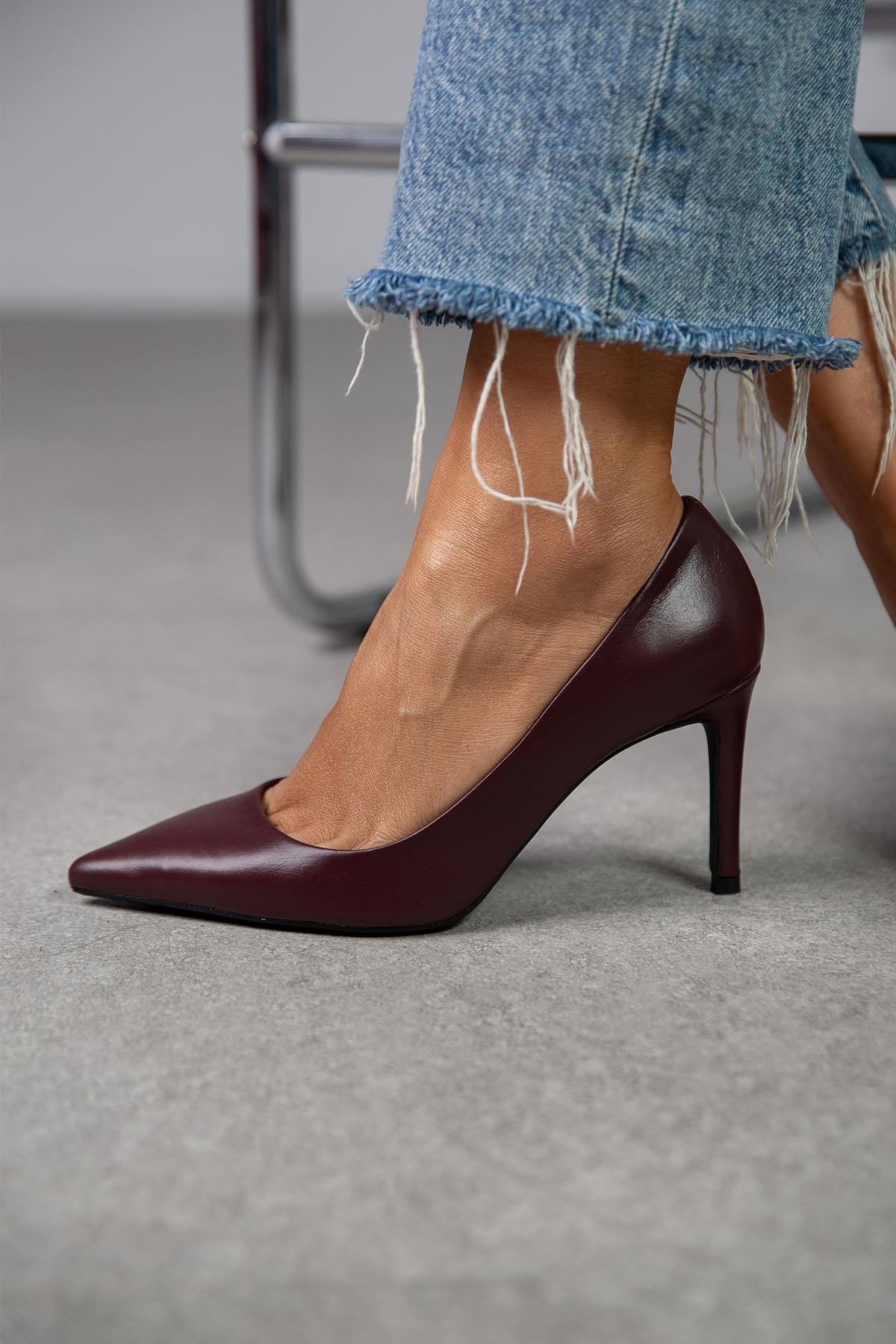 Lara - Kožne Ženske Štikle