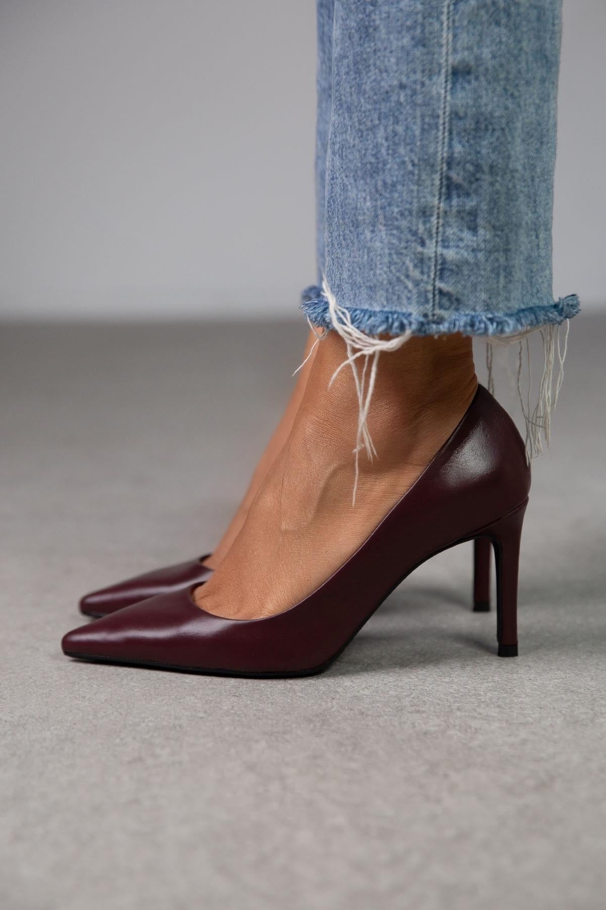 Lara - Kožne Ženske Štikle