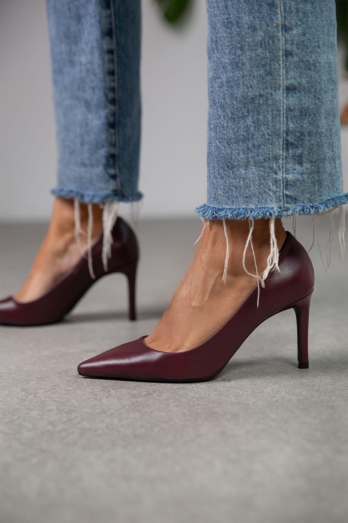 Lara - Kožne Ženske Štikle