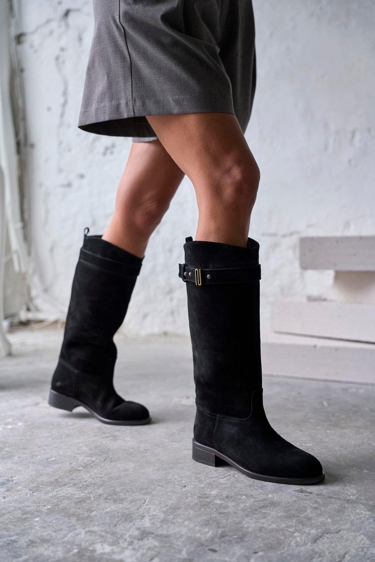 Modling- Kožne Ženske Čizme