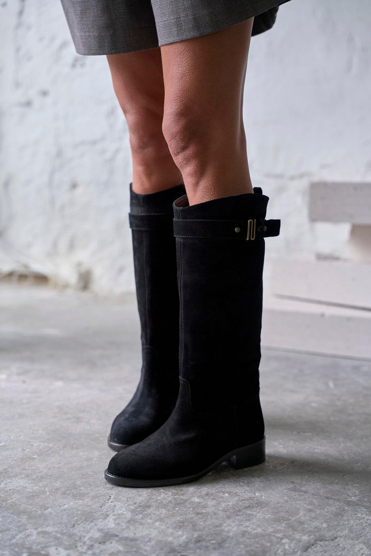 Modling- Kožne Ženske Čizme