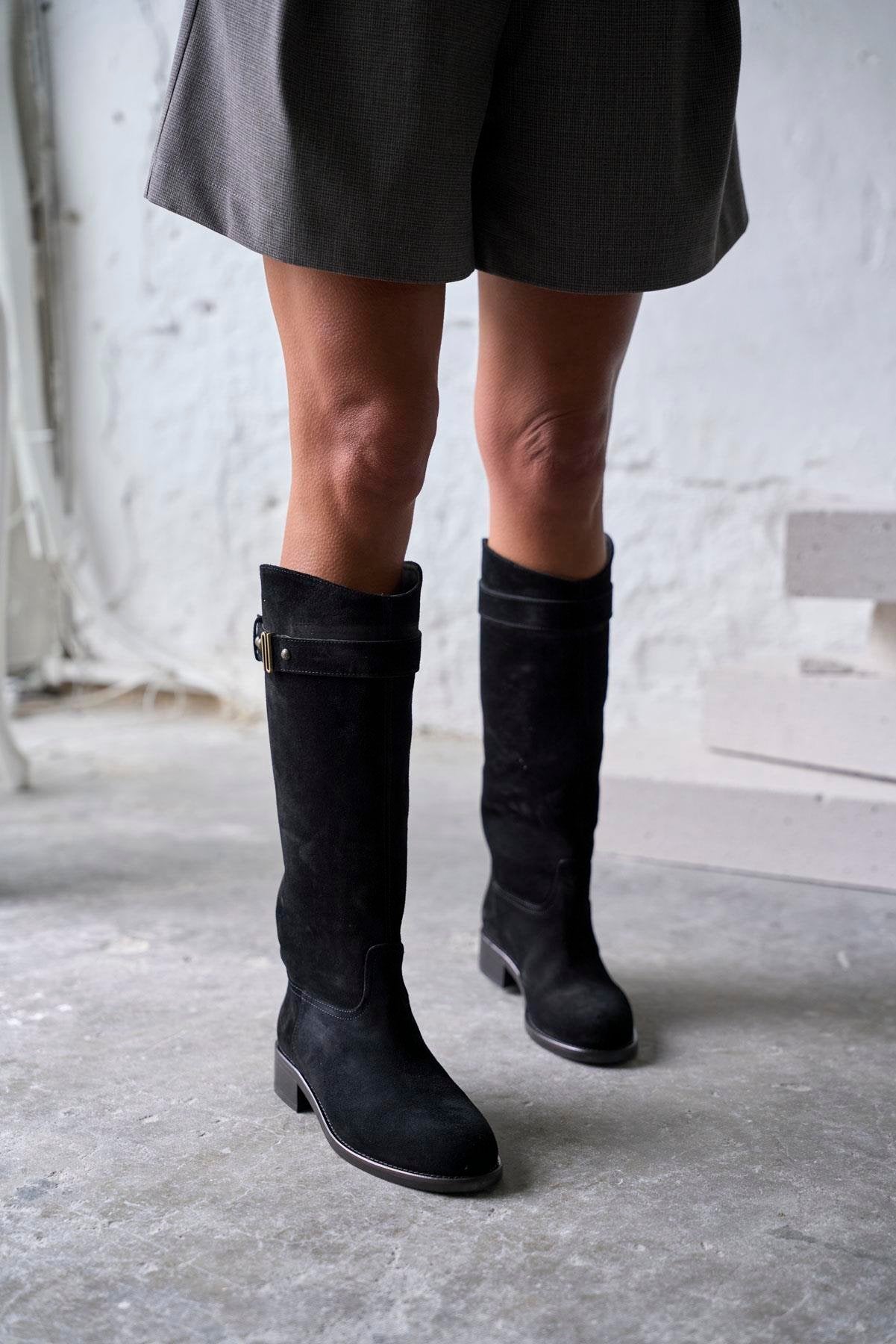 Modling- Kožne Ženske Čizme