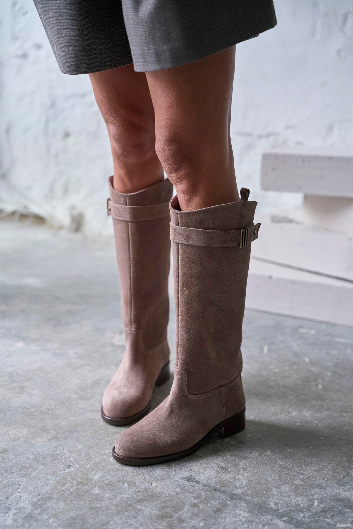 Modling- Kožne Ženske Čizme