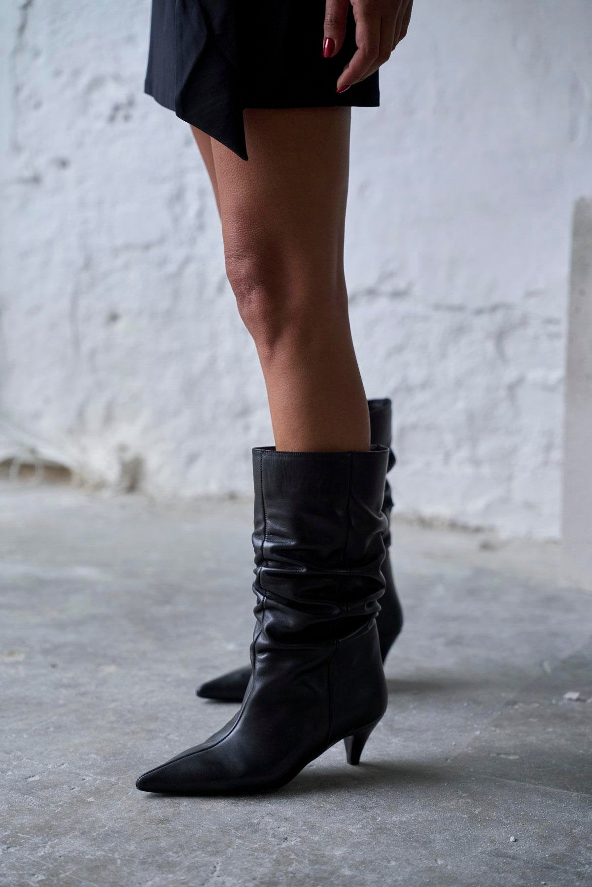 Nuvia - Kožne Ženske Čizme