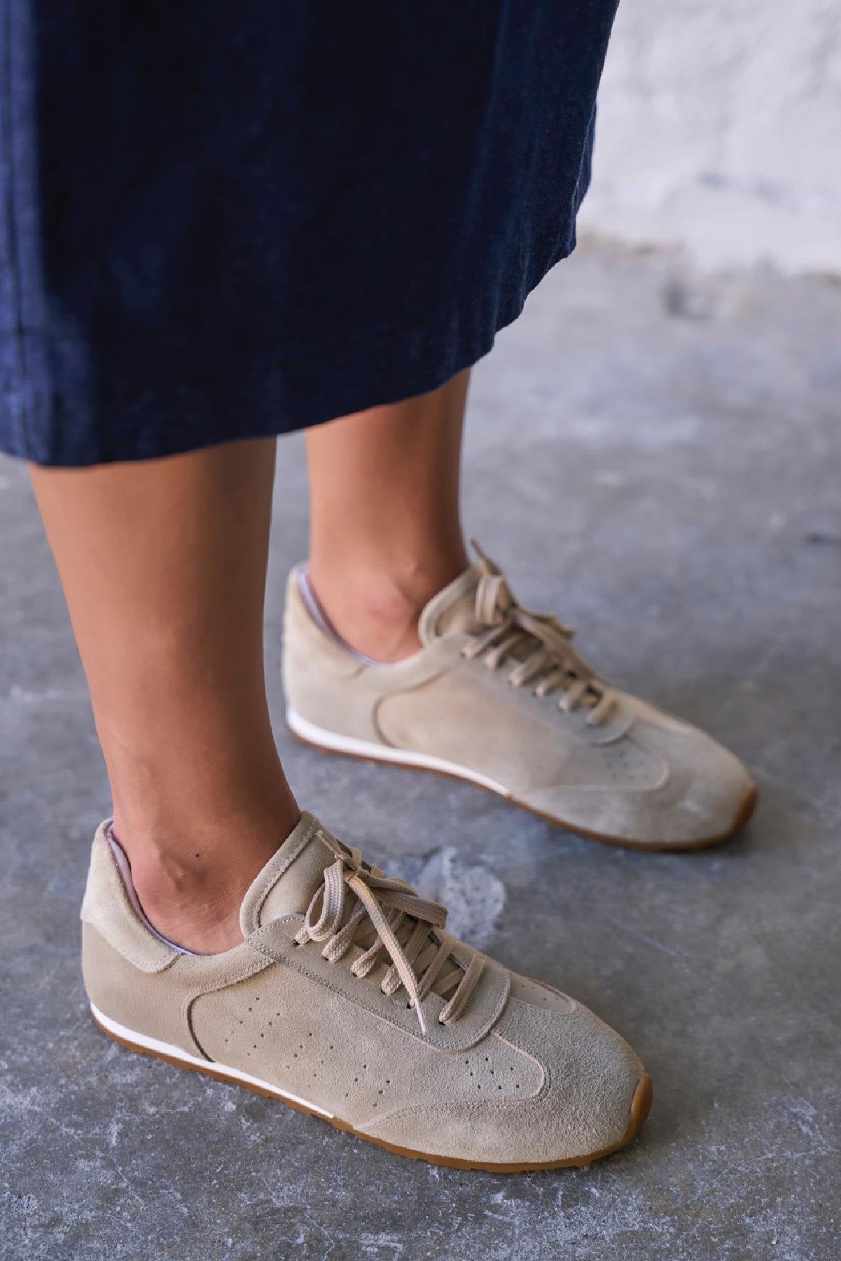 Poe - Kožne Ženske Patike