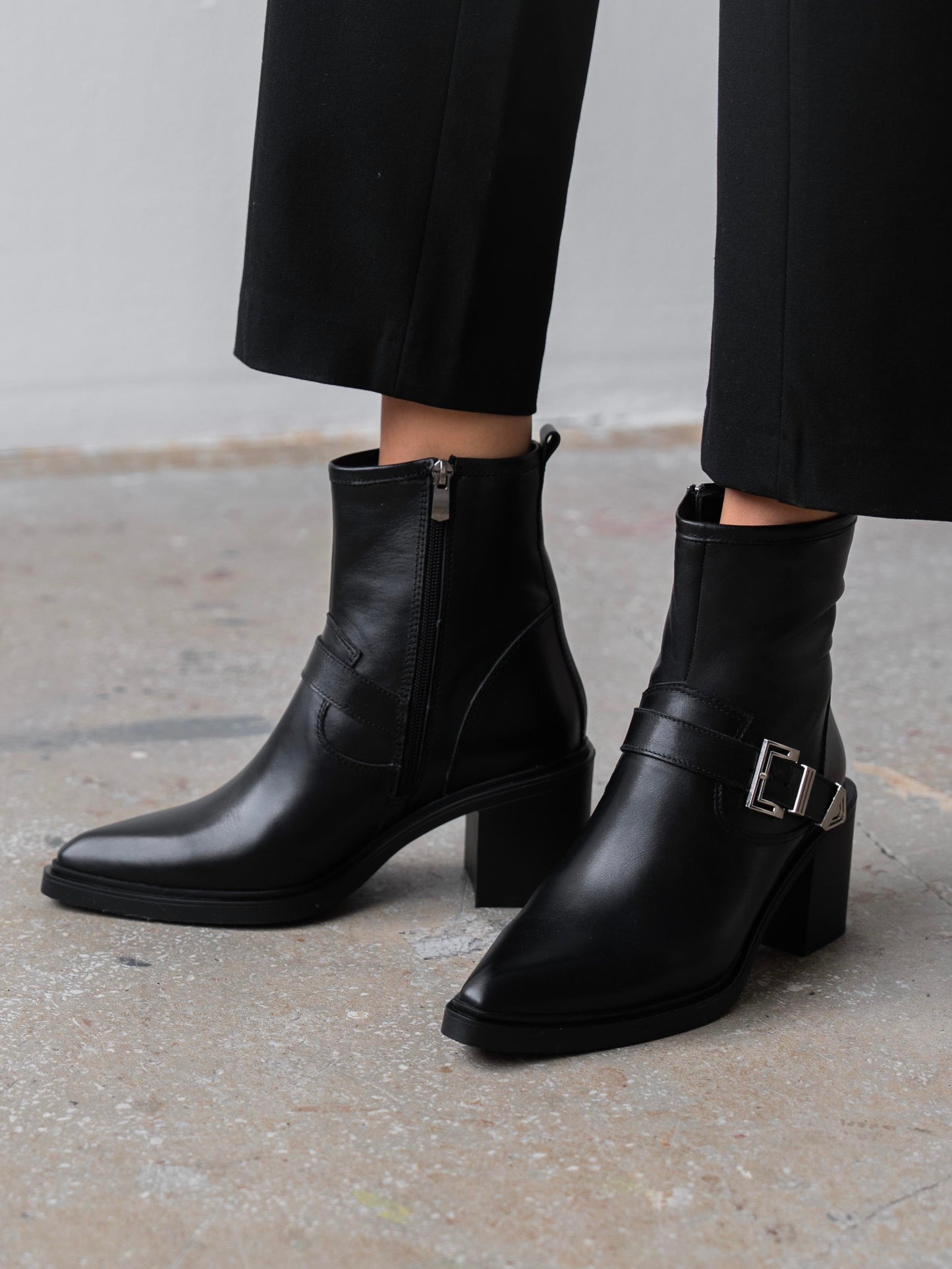 Pulina - Kožne Ženske Čizme