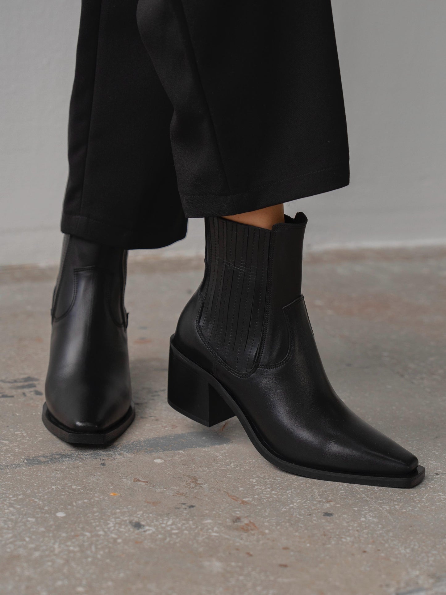 Rudy - Kožne Ženske Čizme