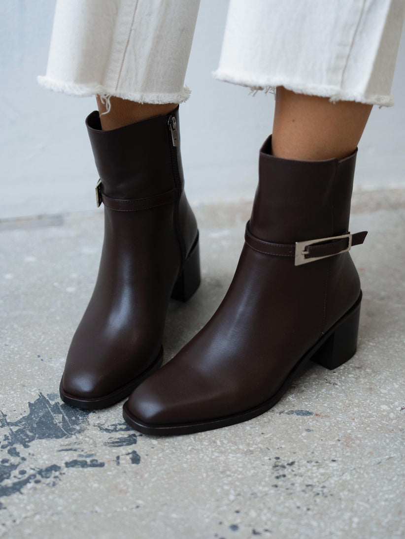 Sutalo - Kožne Ženske Čizme