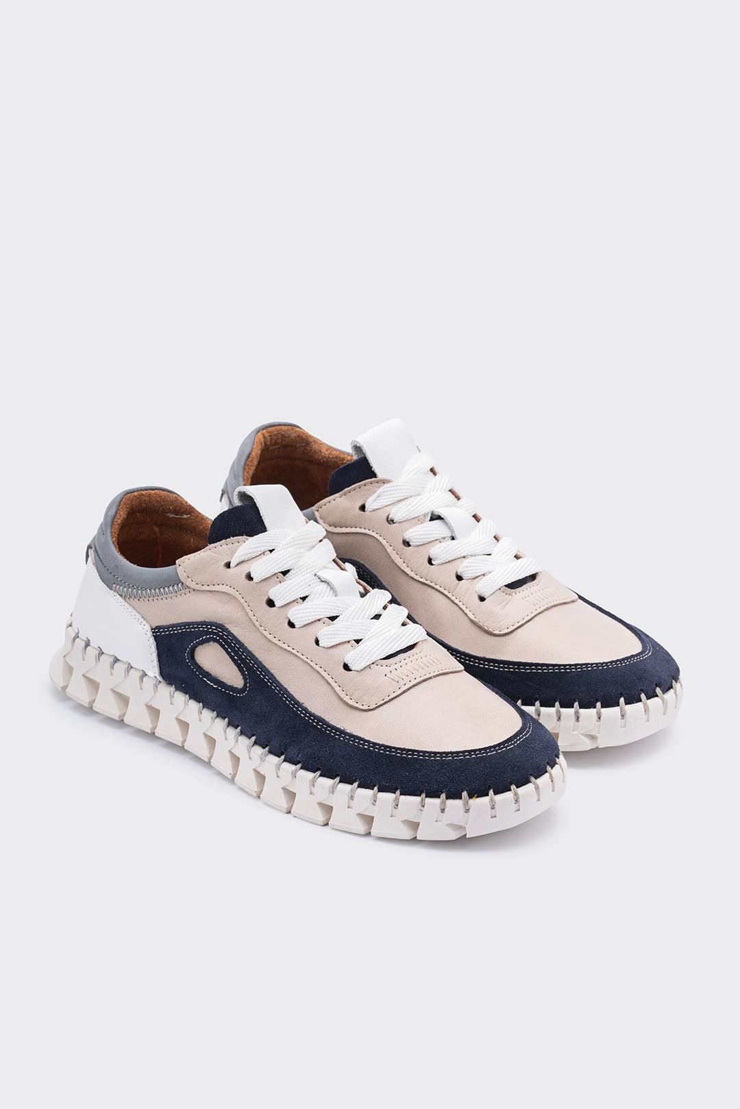 Zaha - Kožne Ženske Patike