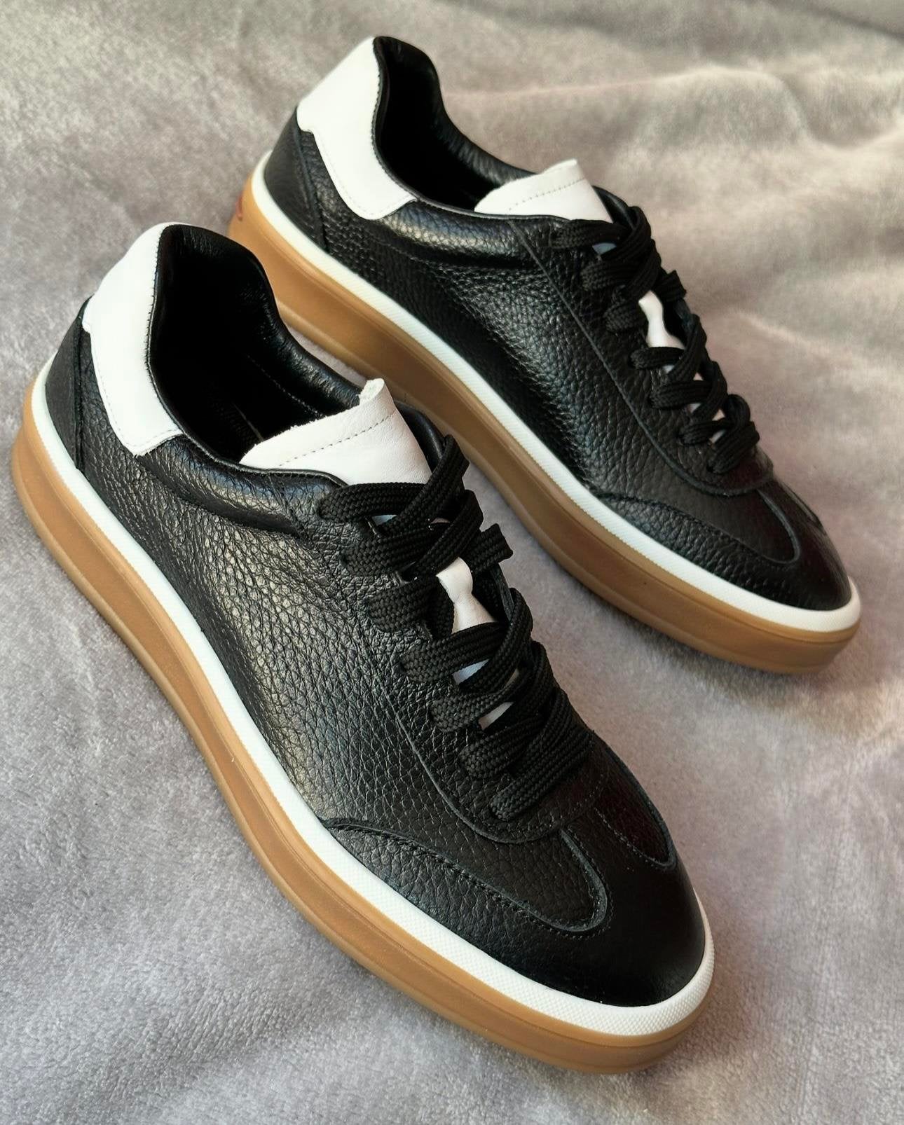 Verona - Kožne Ženske Patike