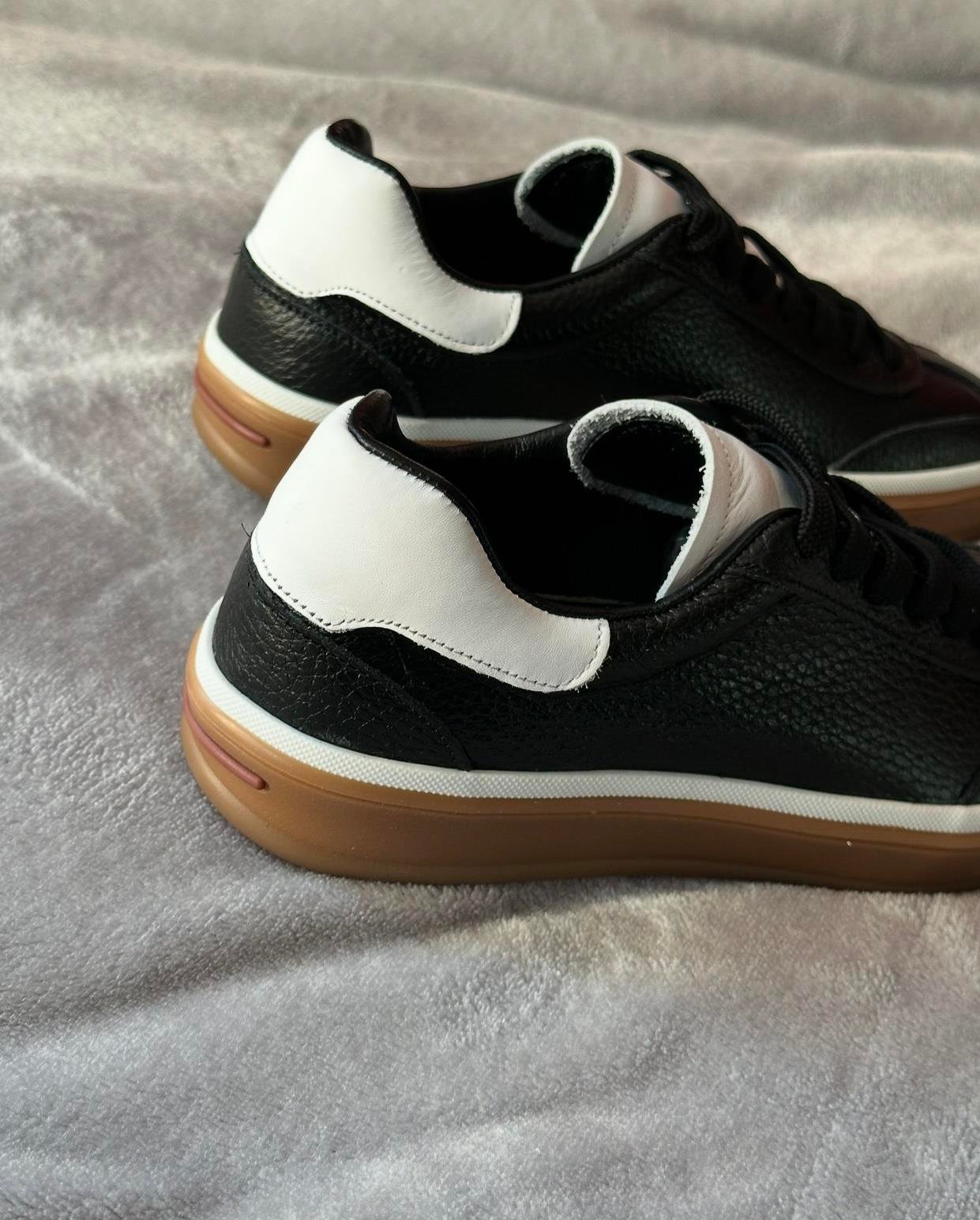 Verona - Kožne Ženske Patike