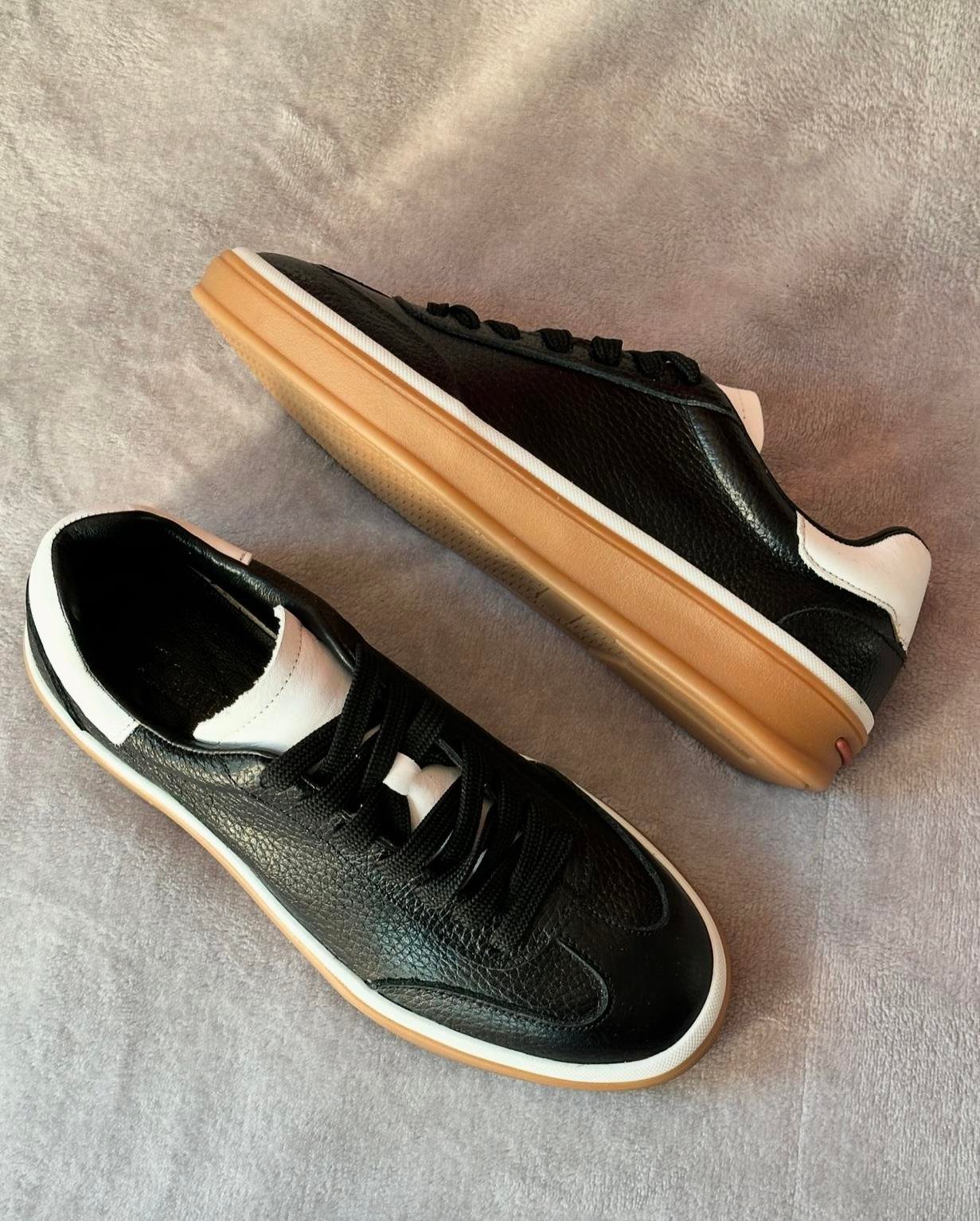 Verona - Kožne Ženske Patike